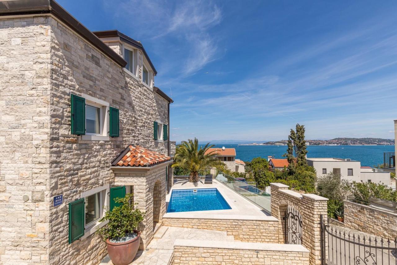 Villa Milena With Pool And Sea View Црвени-Врх Экстерьер фото
