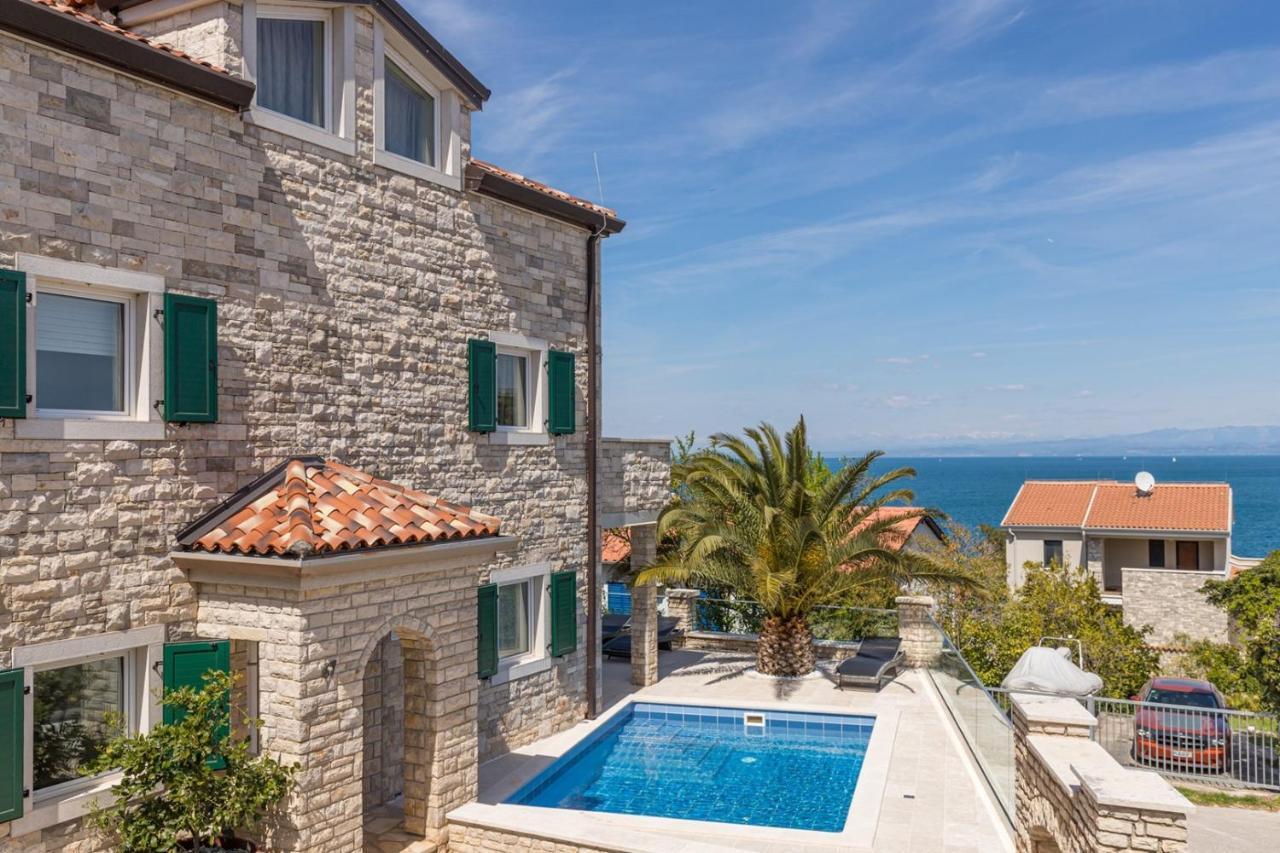 Villa Milena With Pool And Sea View Црвени-Врх Экстерьер фото