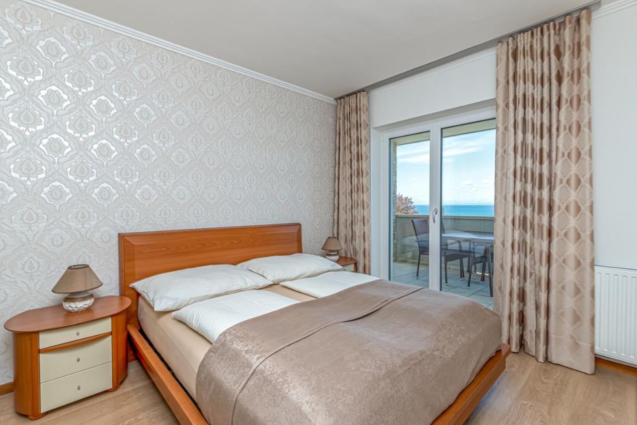 Villa Milena With Pool And Sea View Црвени-Врх Экстерьер фото