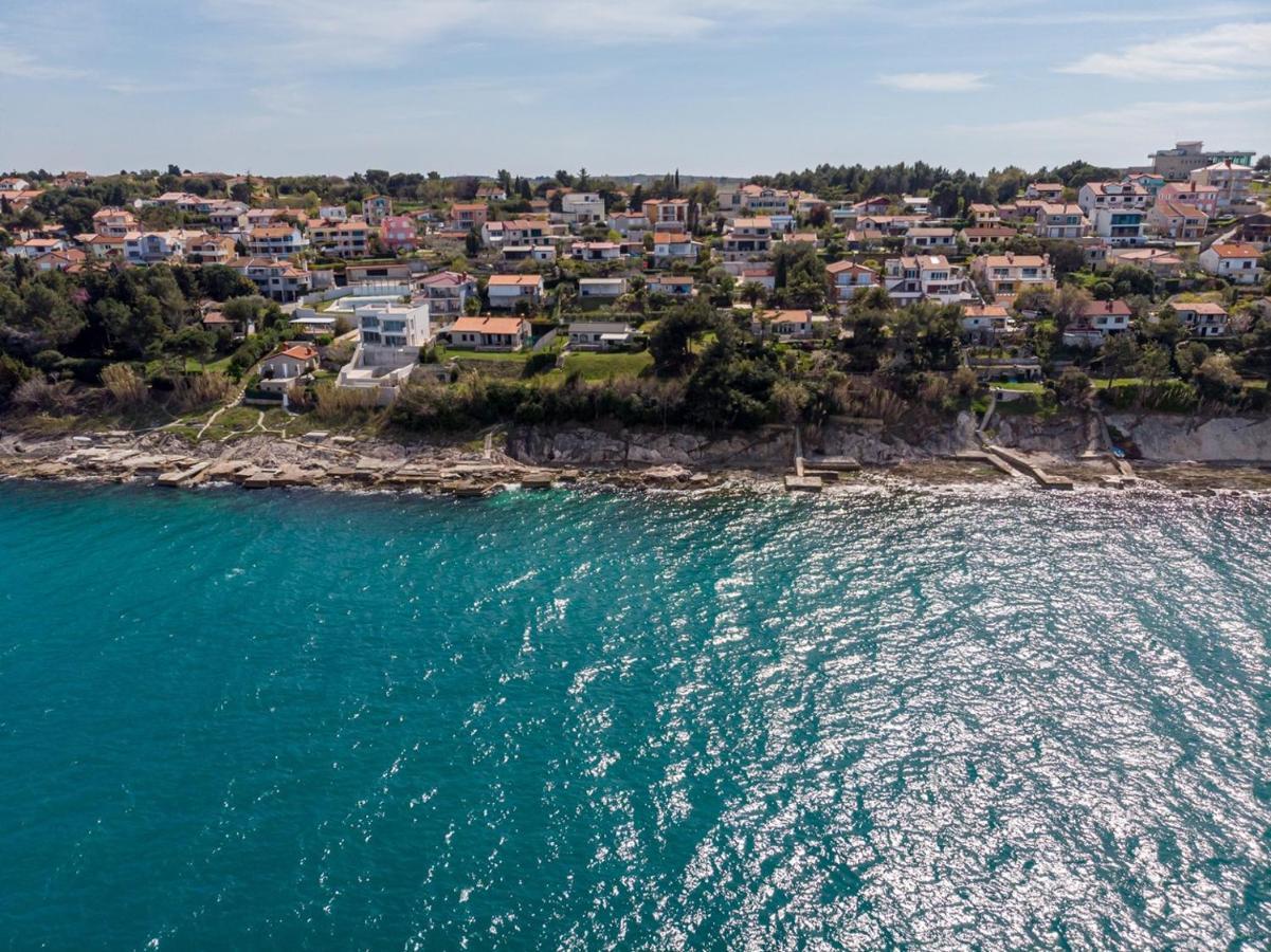 Villa Milena With Pool And Sea View Црвени-Врх Экстерьер фото