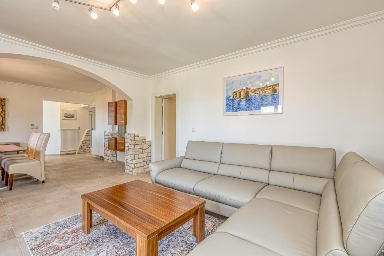 Villa Milena With Pool And Sea View Црвени-Врх Экстерьер фото