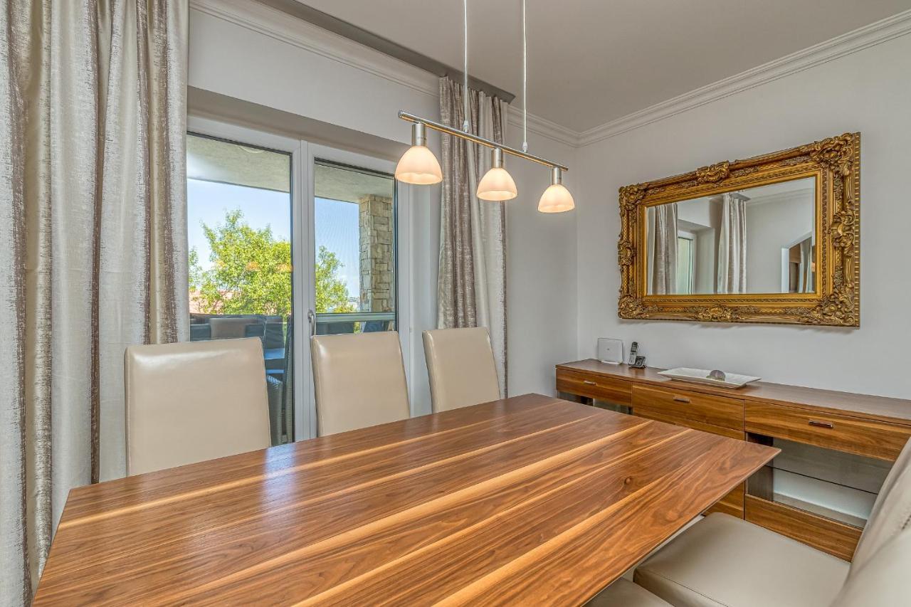 Villa Milena With Pool And Sea View Црвени-Врх Экстерьер фото